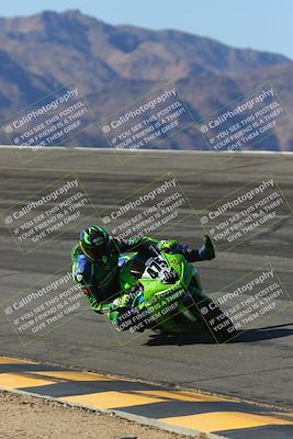 media/Mar-21-2025-CVMA Friday Practice (Fri) [[30cd4fe323]]/3-Racer 2/Session 2 (Bowl)/